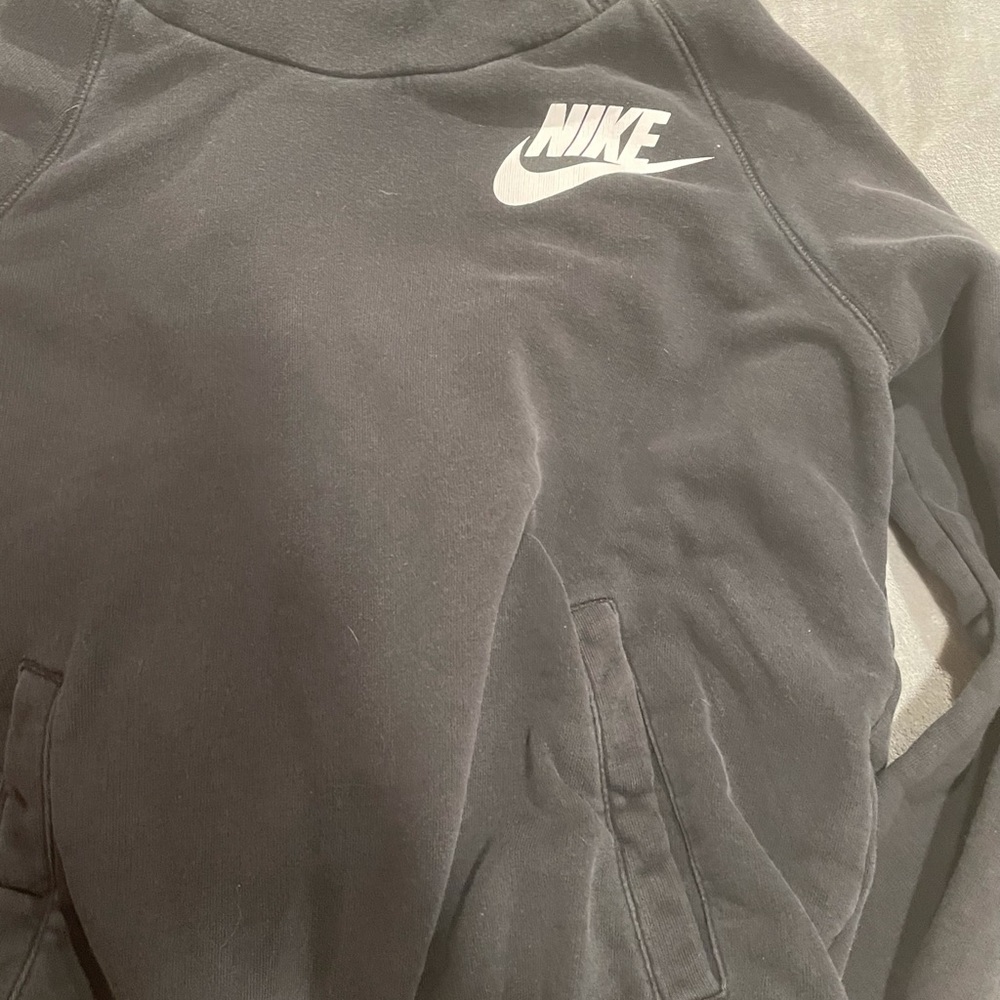 black nike hoodie